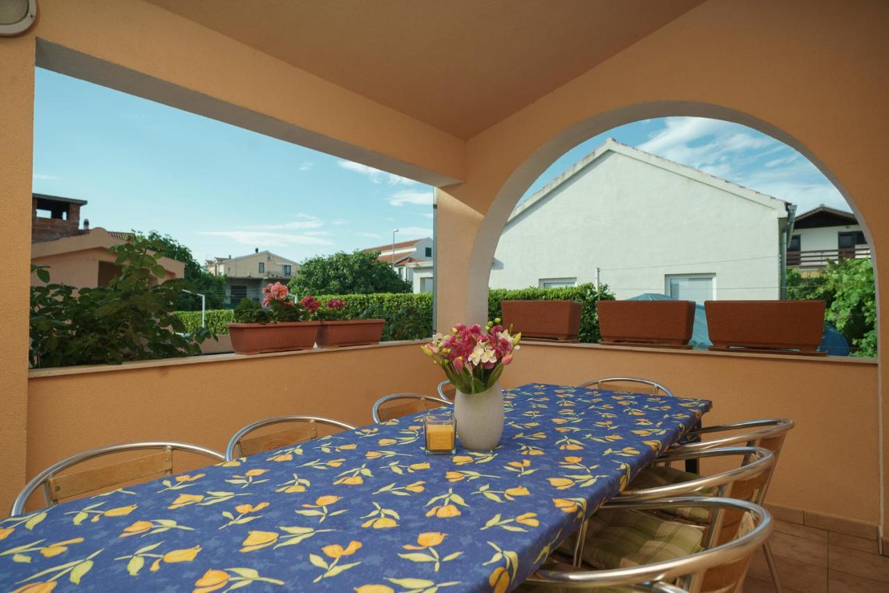 Apartmani Nedoklan Srima Exterior foto